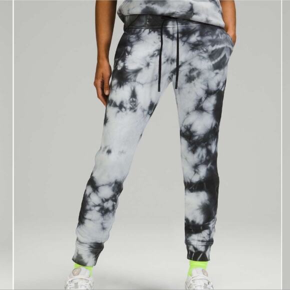 Lululemon Earth Dye Stone Warm Down Jogger 4 - Picture 1 of 9